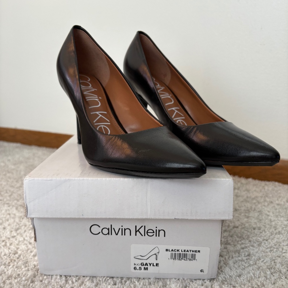 Calvin Klein Gayle Pumps